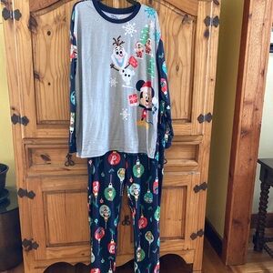 Men’s Disney 100 Mickey Stitch Simba 2 piece pajamas set size 2XL - NWT